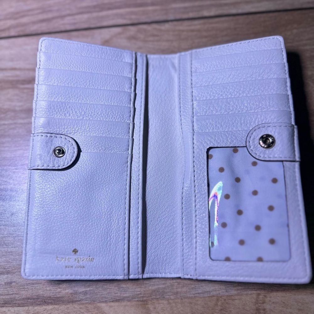 Kate Spade Vibrant Pink Wallet - Picture 4 of 7